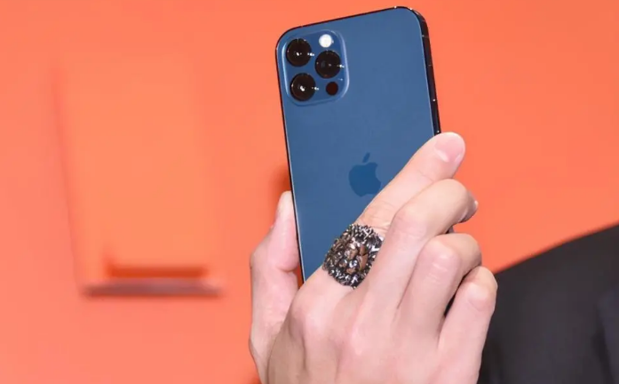 杭州苹果手机维修分享iPhone12系列重启方法教程 